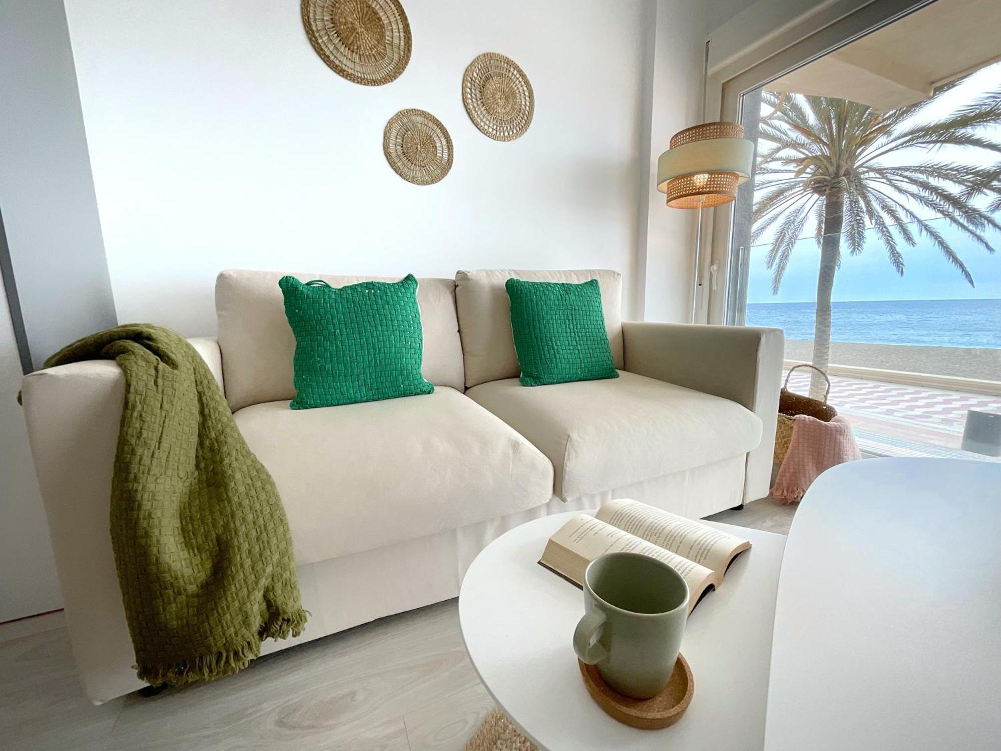 Cs7 Kaleria Suites Almeria Luaran gambar