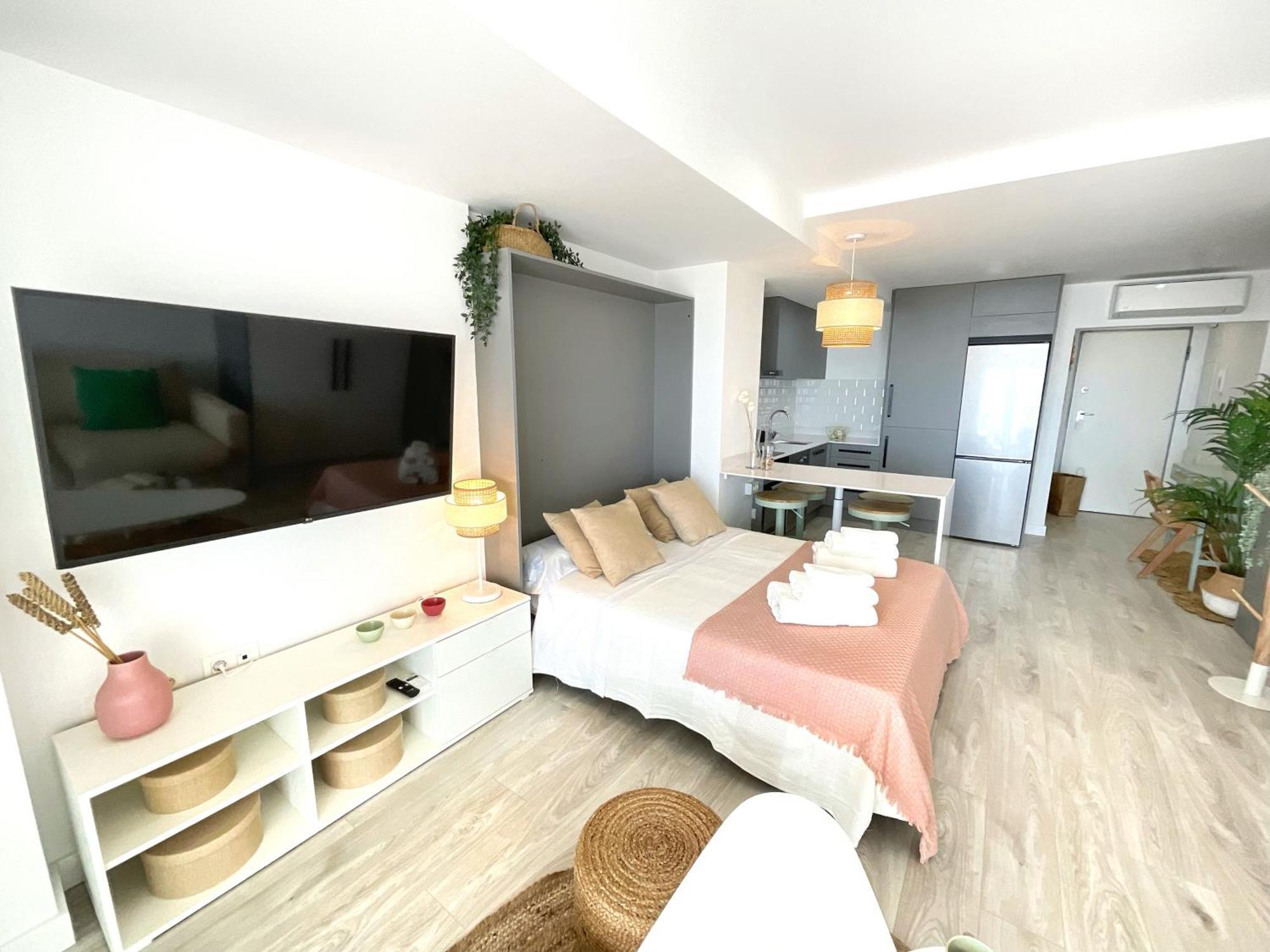Cs7 Kaleria Suites Almeria Luaran gambar