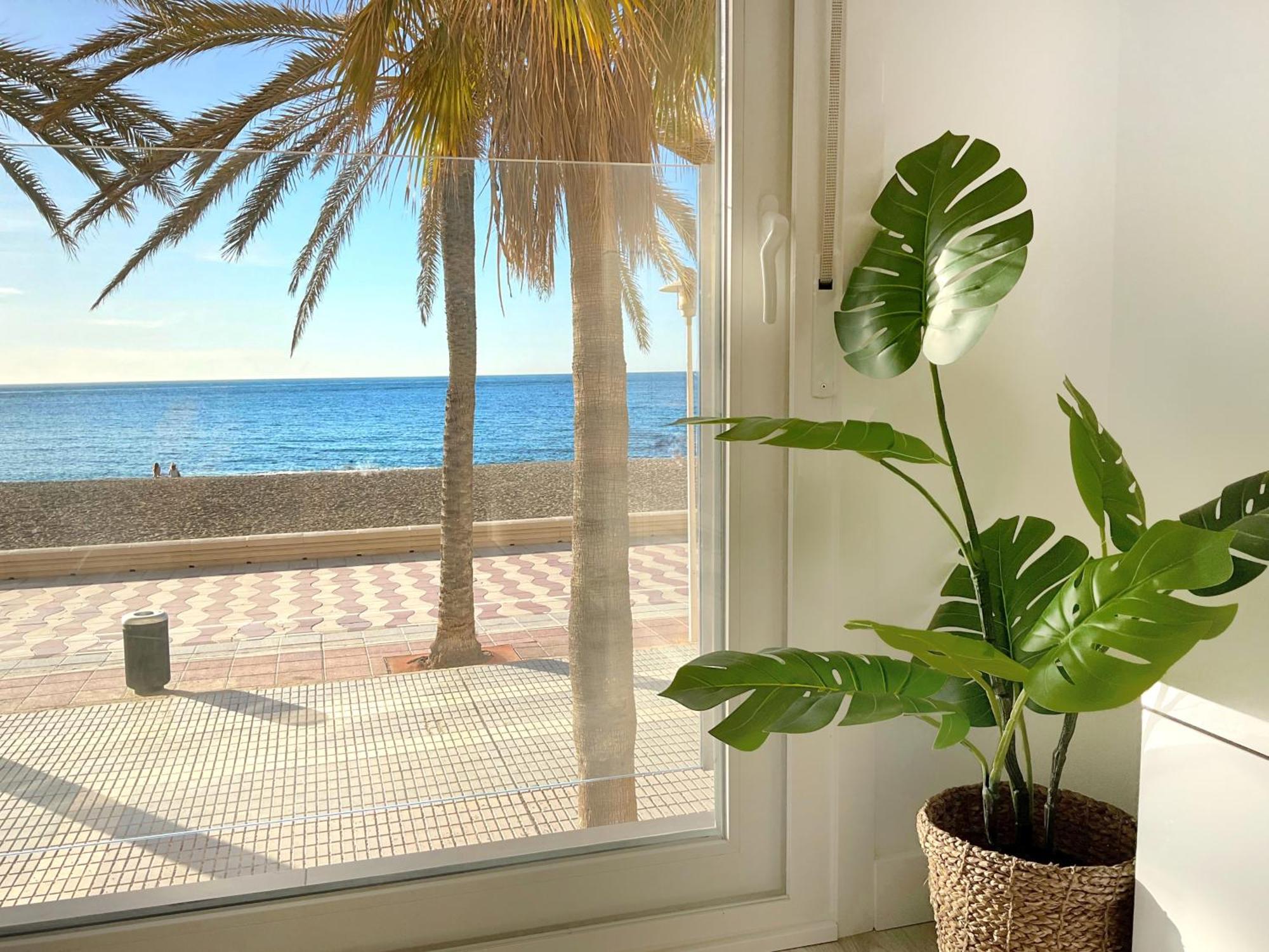 Cs7 Kaleria Suites Almeria Luaran gambar