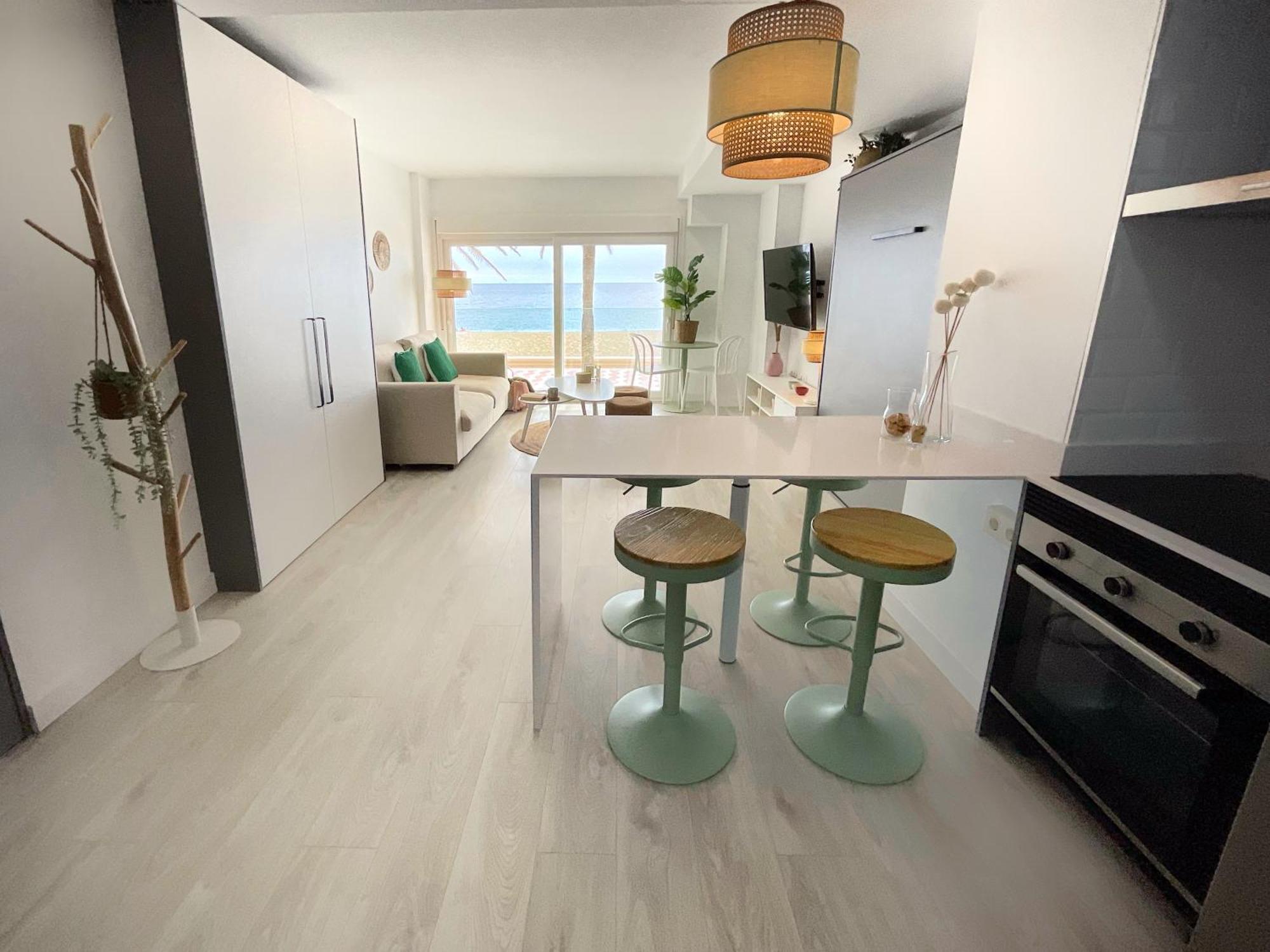 Cs7 Kaleria Suites Almeria Luaran gambar