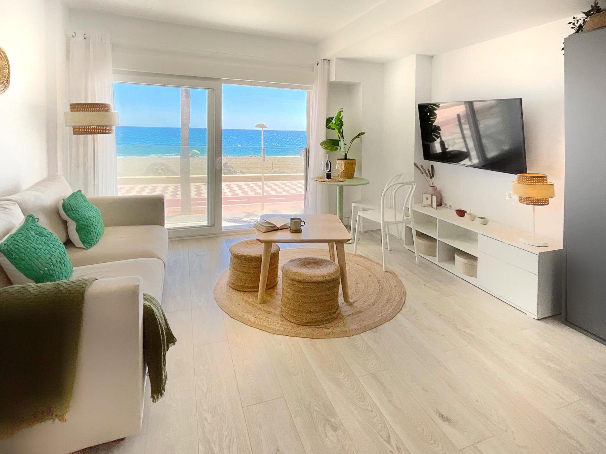 Cs7 Kaleria Suites Almeria Luaran gambar