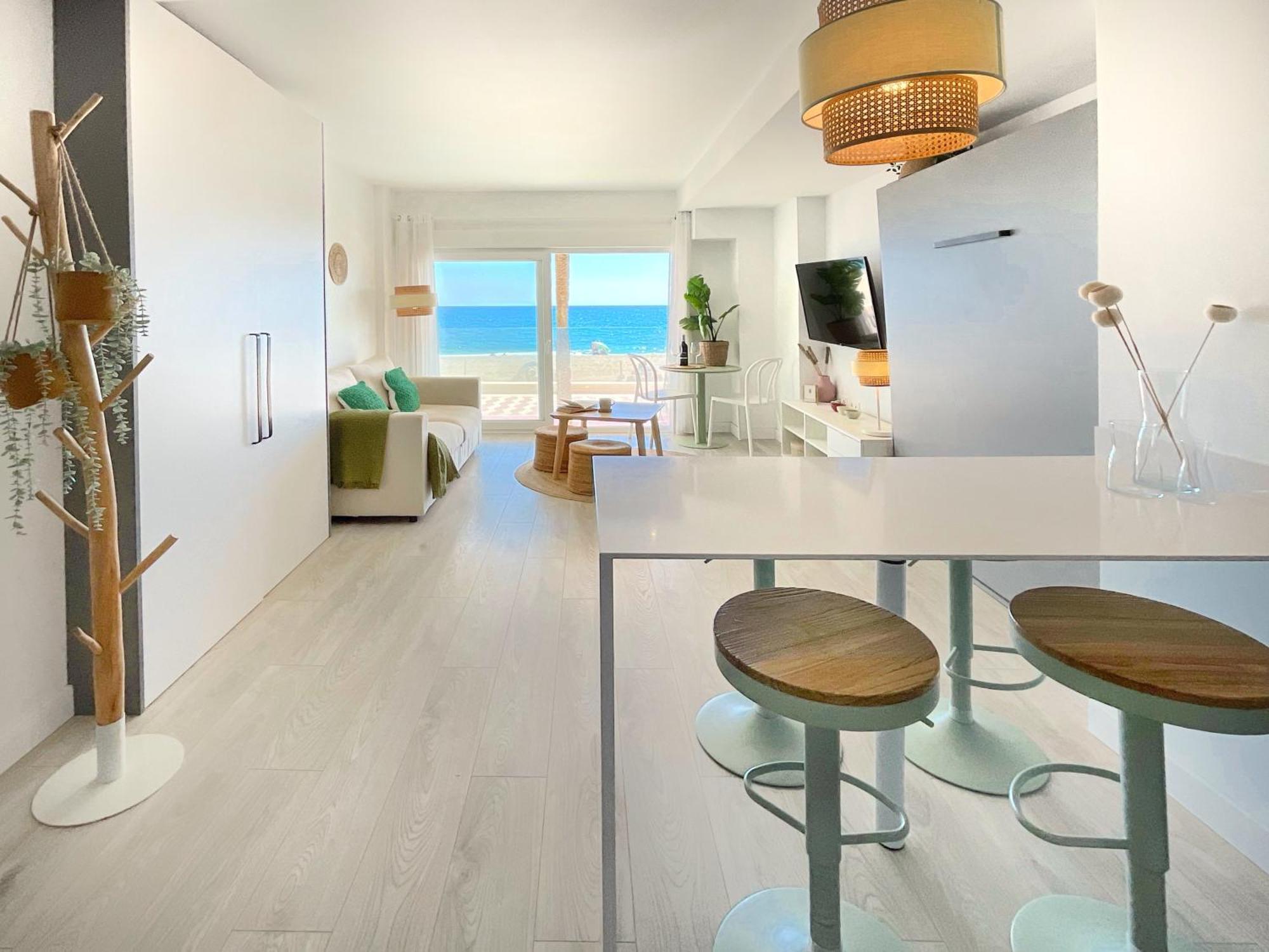 Cs7 Kaleria Suites Almeria Luaran gambar